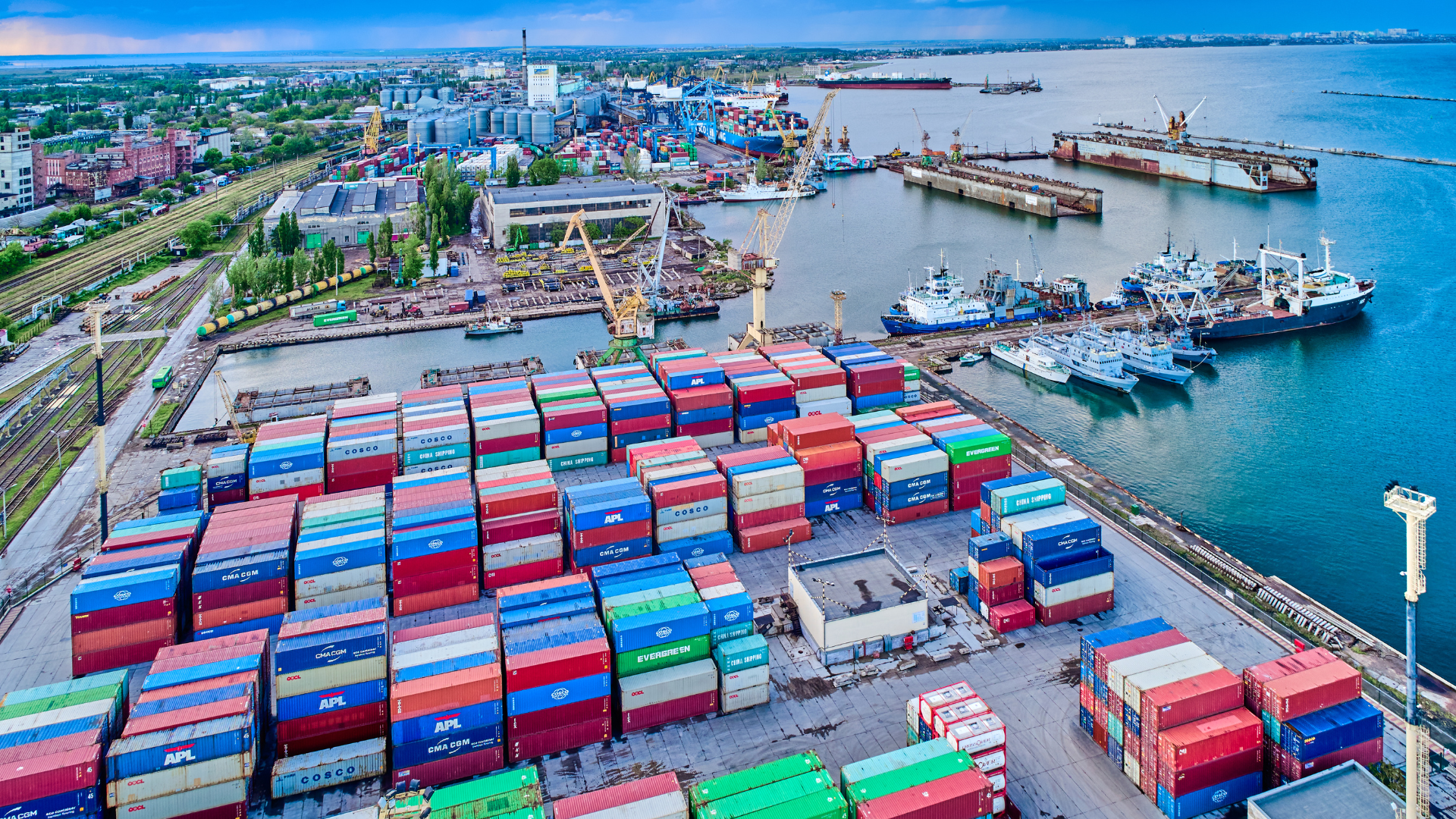 Shipping container port, Shipping Containers for sale Buy Shipping container, 20ft shipping container for sale, 40ft shipping container for sale, Affordable Shipping container, Storage container for sale, buy storage container online, shipping container for sale near me, shipping port